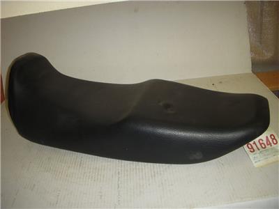 1983-85 VF750F VF700F INTERCEPTOR 750 700 HONDA USED SEAT SADDLE MB2-B (check-a)