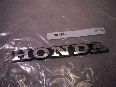 1979 CB750F CB750 750 Honda Fuel Gas Tank Badge Emblem Used FO-578 (a8)