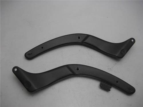 2007 Yamaha Vstar 650 Custom XVS650 Midnite Rear Fender Side Brackets used K1019-55 (a9)