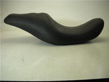 Harley Davidson Sportster #7525 SEAT SADDLE USED ST-513 (B16)