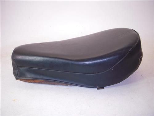 1976 Yamaha DT250 DT400 Recovered Seat Saddle used ST-545 (B17)